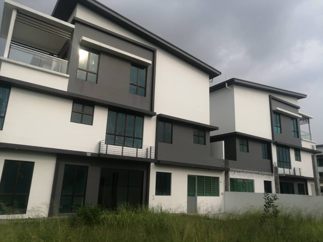 3 STOREY SEMI-D CORNER LOT AT SETIA ALAM FOR SALE - photo 7