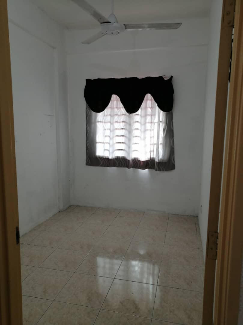 Apartment Cheras Intan, Batu 9 Cheras KL - photo 4