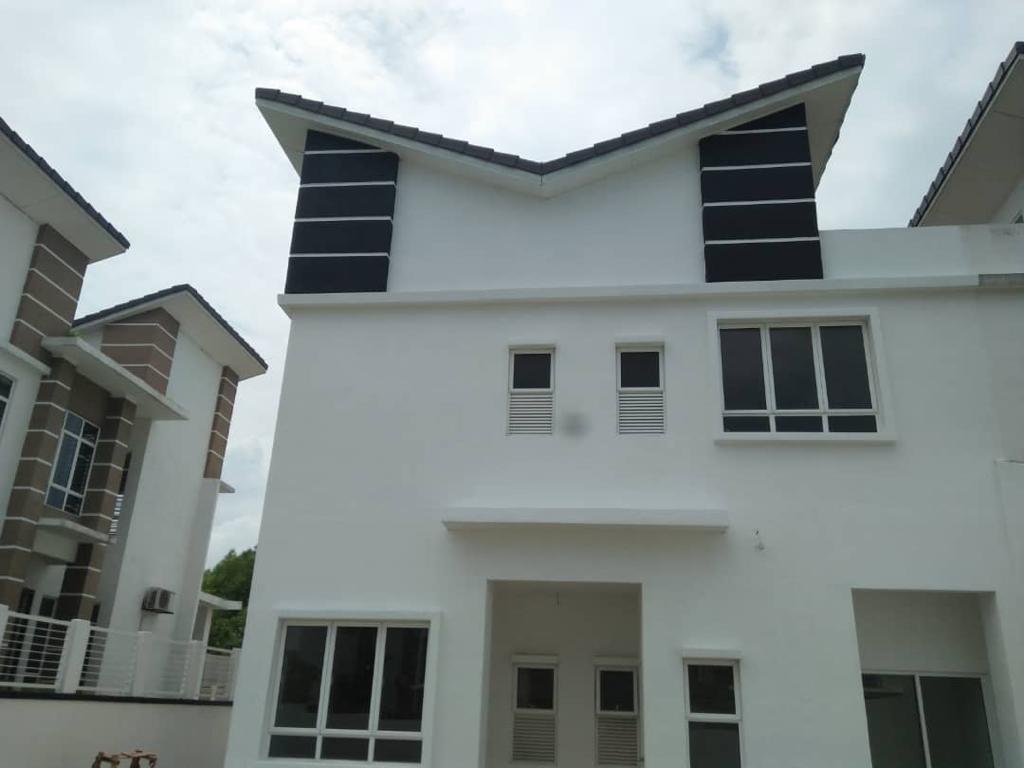 Semi-D Greenhill Residence Seksyen U10 Shah Alam - photo 2