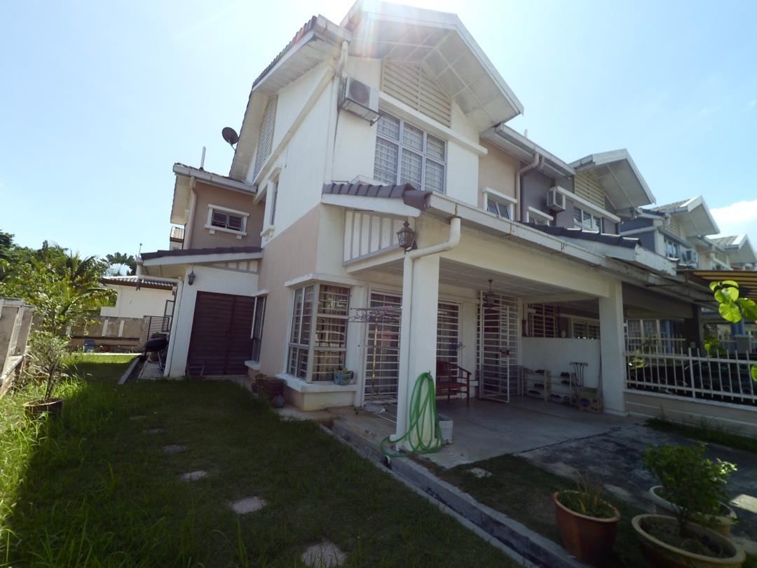 Double Storey Terrace D Sentral Bandar Seri Putra - photo 3