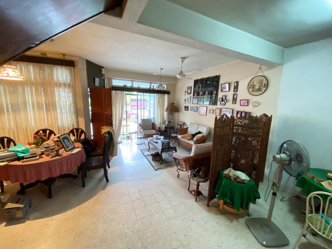 2 AND HALF STOREY TERRACE TAMAN KENCANA AMPANG - photo 6