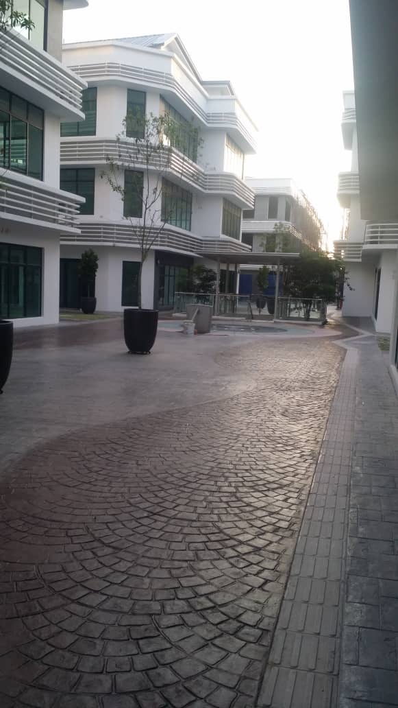 CORNER UNIT OFFICE RADIUS BUSINESS PARK CYBERJAYA - photo 3