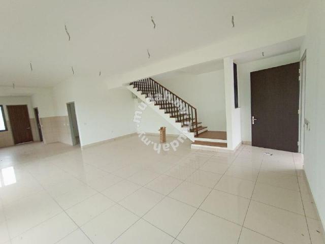 DOUBLE STOREY ELMINA GREEN, ELMINA WEST, SHAH ALAM - photo 4