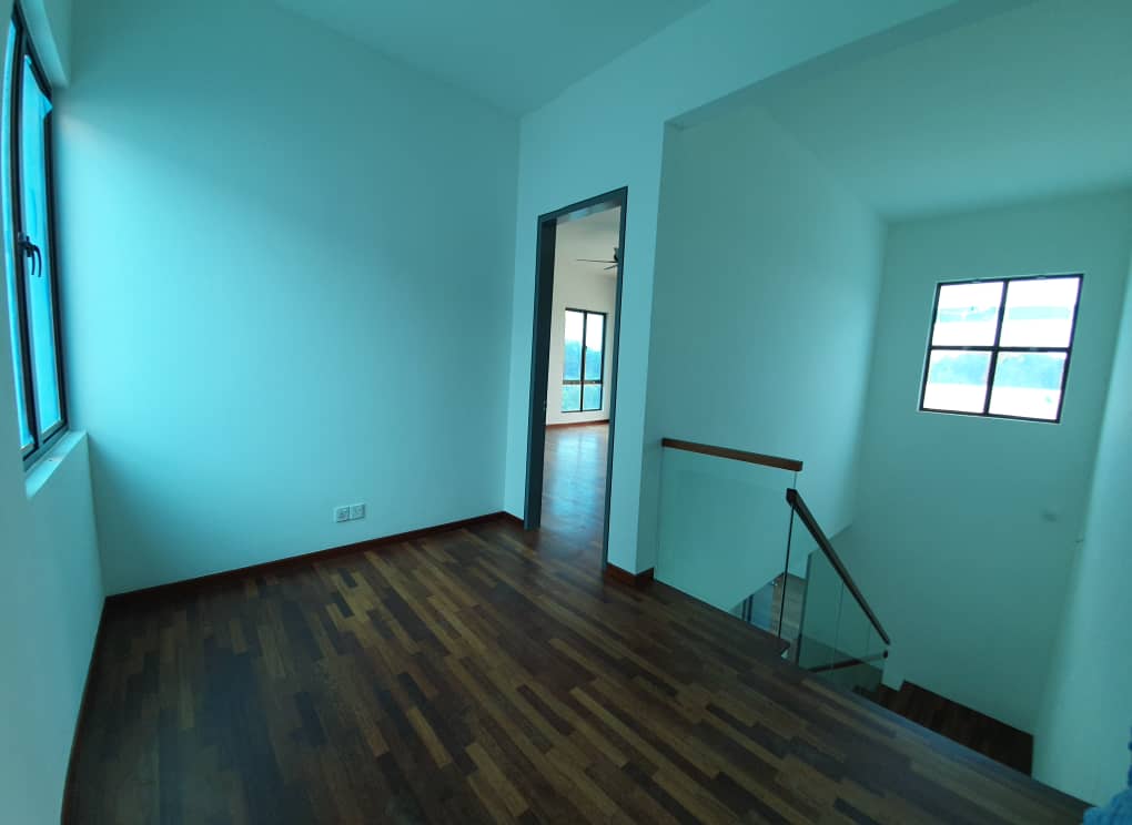 3 STOREY SEMI D CORNER LOT AT SETIA ALAM - photo 5