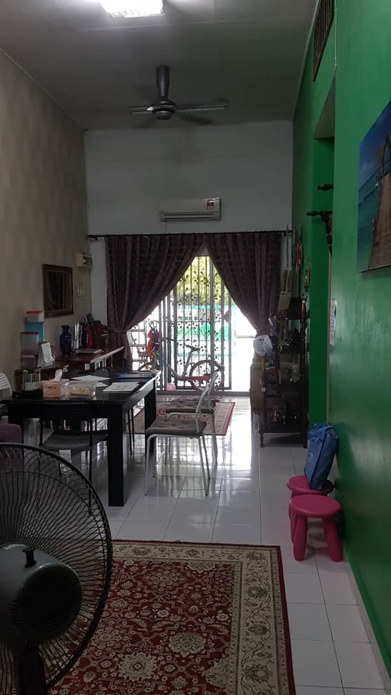 RENOVATED Alam Suria 1 Sty Terrace at Puncak Alam - photo 3