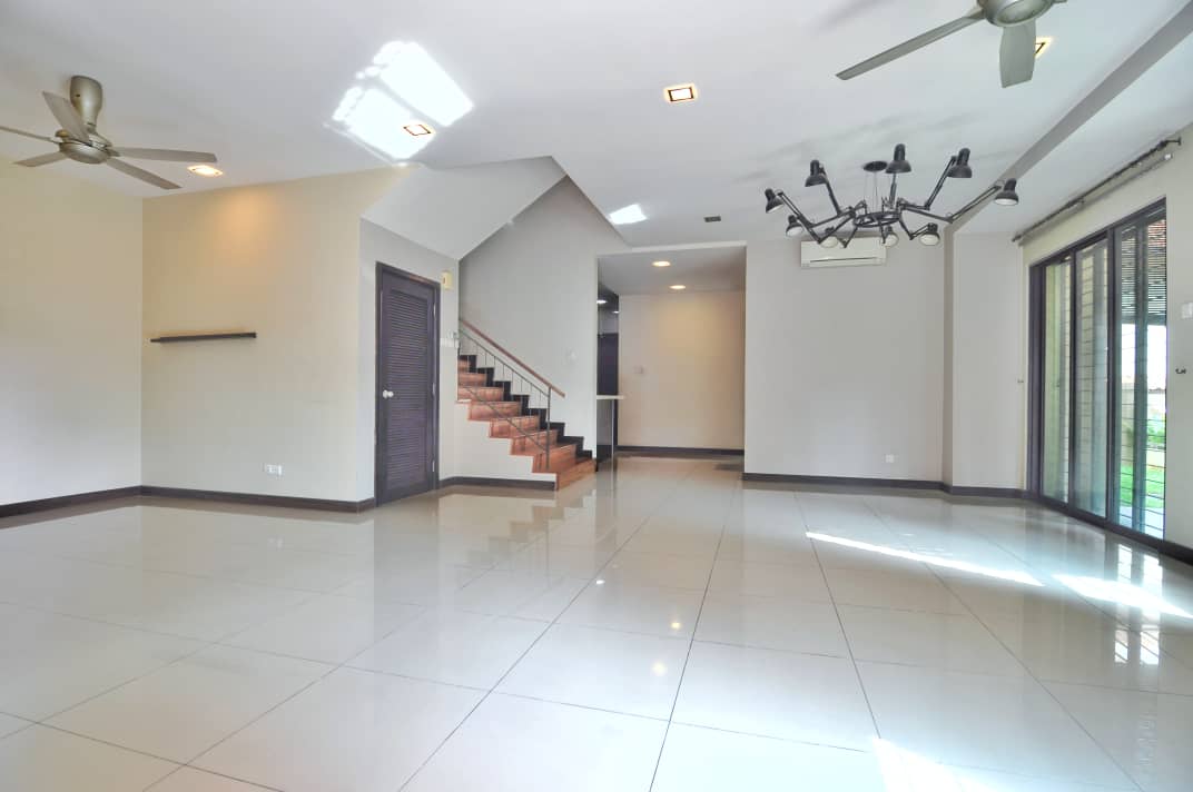 2And Half sty SEMID Impiana Country Heights Kajang - photo 2