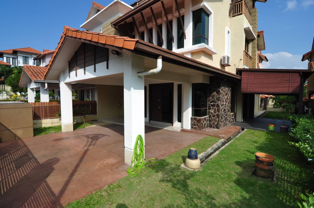 2And Half sty SEMID Impiana Country Heights Kajang - photo 8