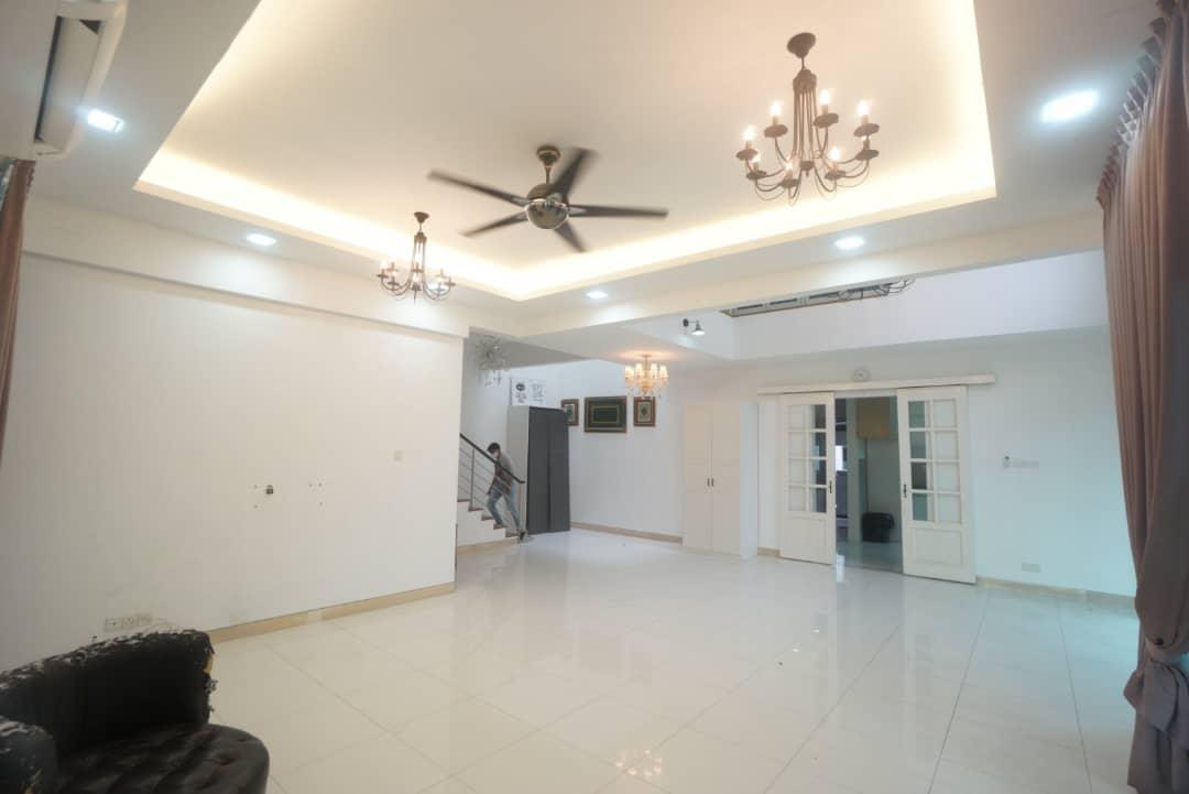 3 Storey Semi D Laman Seri Near Aeon Shah Alam - photo 5