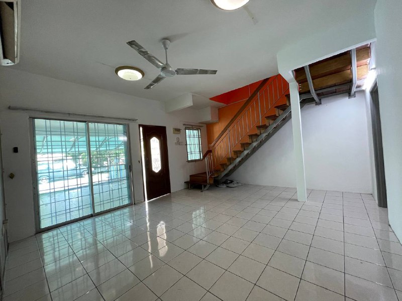 Bandar Saujana Putra Corner House - photo 10