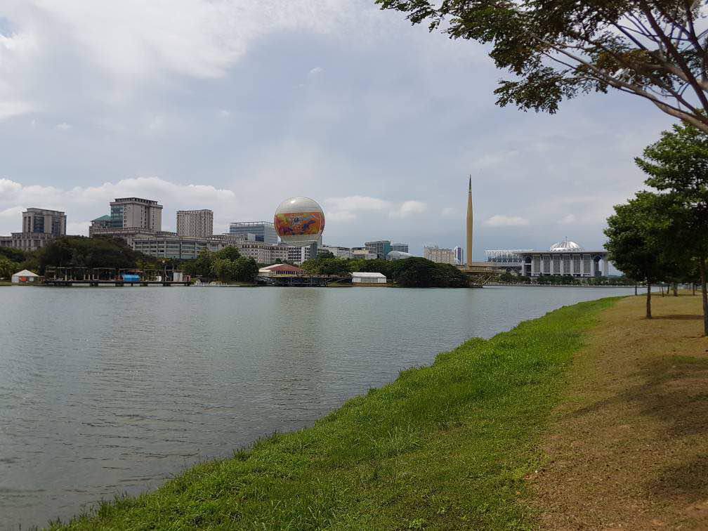 Villa Lake Garden Presint 8 Putrajaya - photo 7