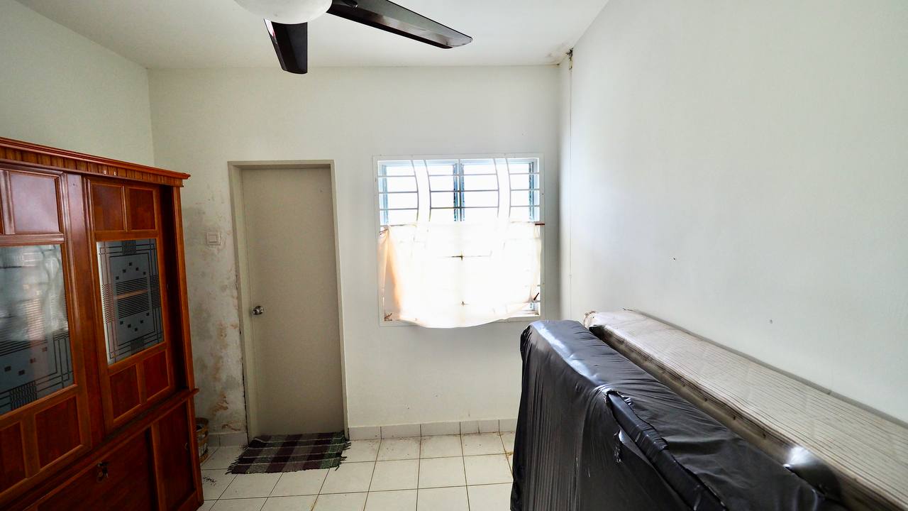 Bandar Baru Enstek Nilai - photo 7