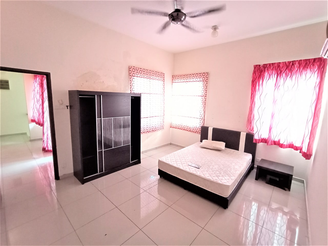 Nilai Springs Heights, Putra Nilai - photo 5