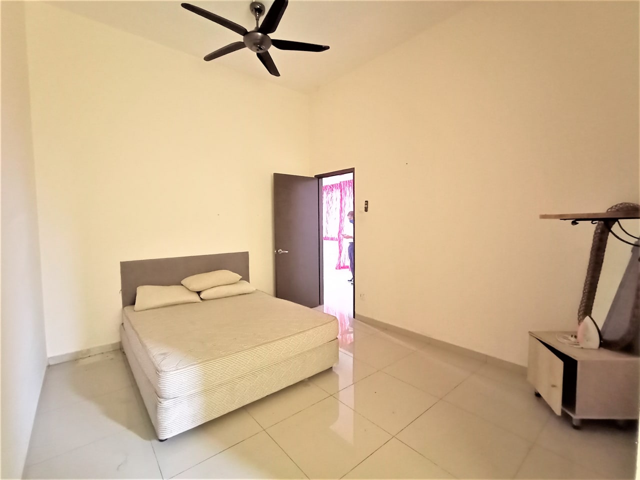 Nilai Springs Heights, Putra Nilai - photo 8