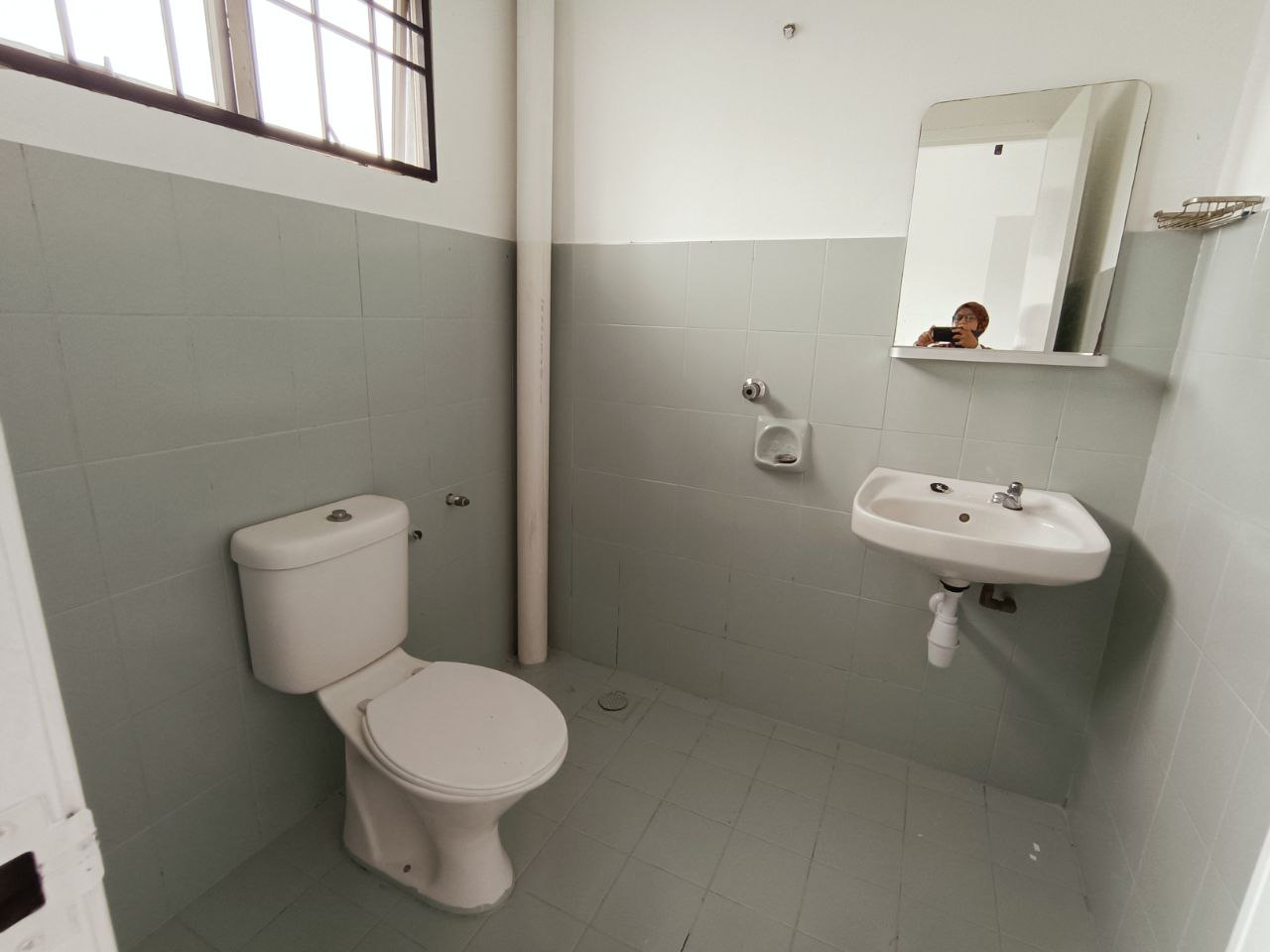 Taman Pinggiran Putra, Seri Kembangan - photo 12