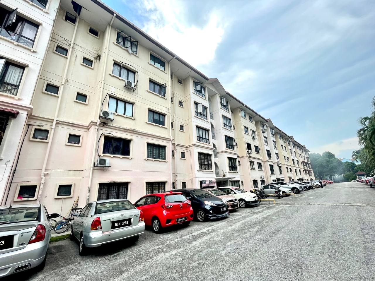 Pangsapuri Taman Tenaga, Kajang - photo 2