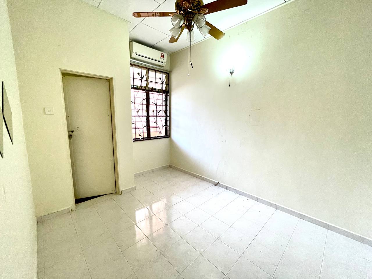 Taman Emas Dengkil - photo 13