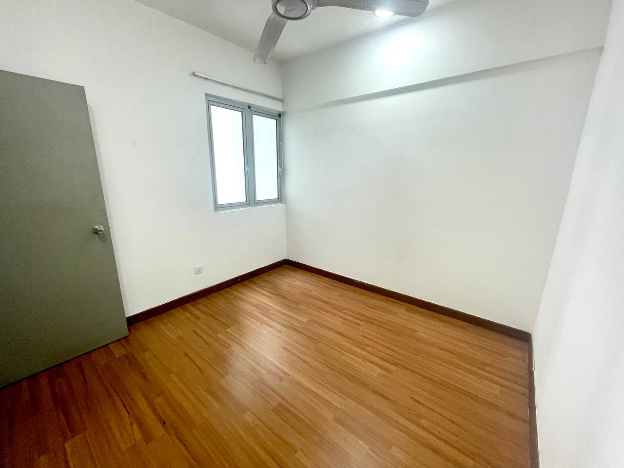 Park One South Condominium, Seri Kembangan - photo 10