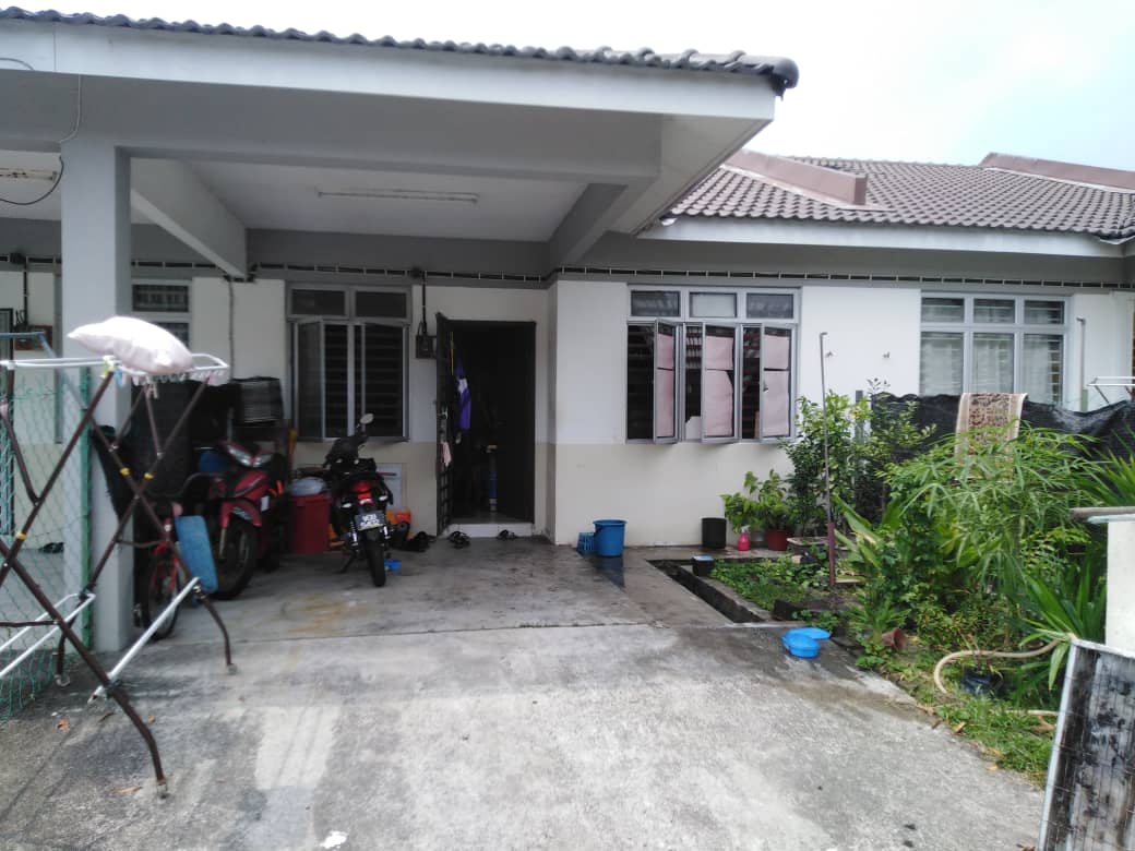 Taman Seroja, Sepang - photo 2