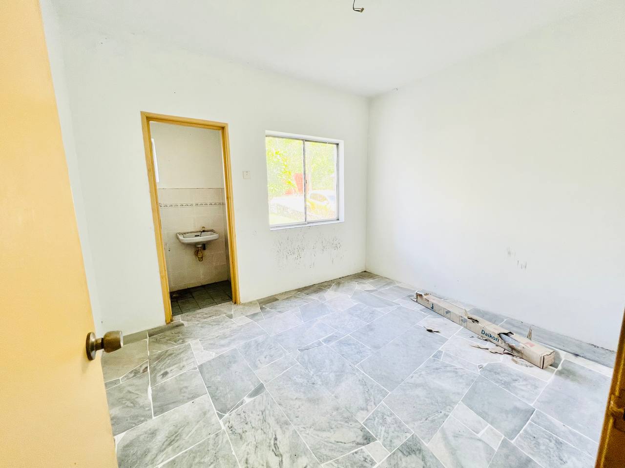 Ground Floor Apartment Cindai Puncak Alam - photo 4