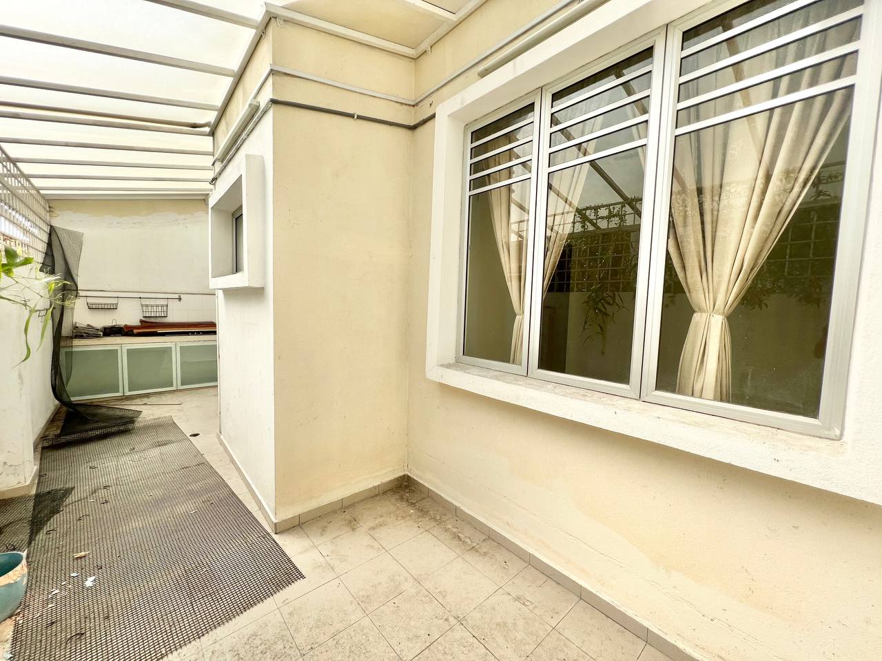 Double Storey Putra Permai Section 10 Putra Height - photo 7