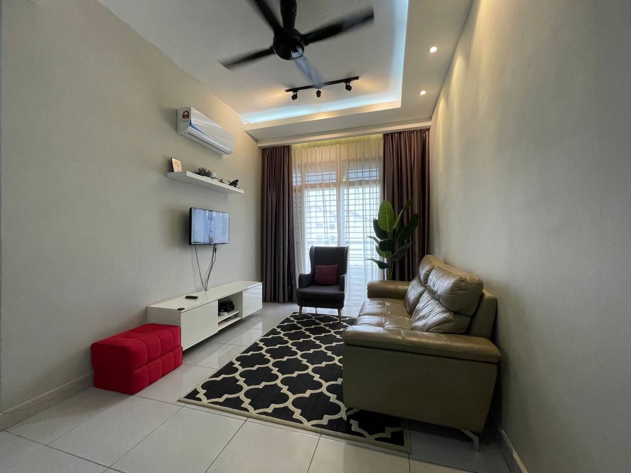 Casa Dahlia Apartment Sepang Fully Furnished - photo 2