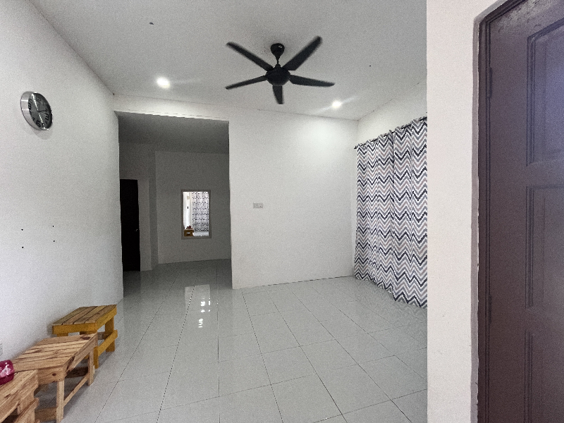 (Cornerlot) Teres Setingkat @ Ubai Perdana - photo 4