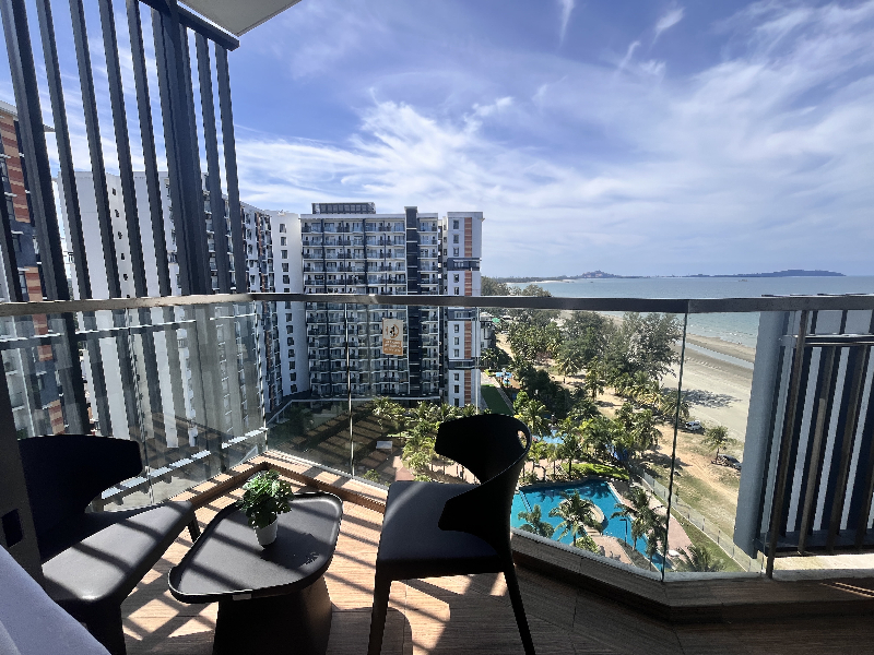 (SEAVIEW POOLVIEW) TIMURBAY SEAFRONT RESIDENCE, KUANTAN