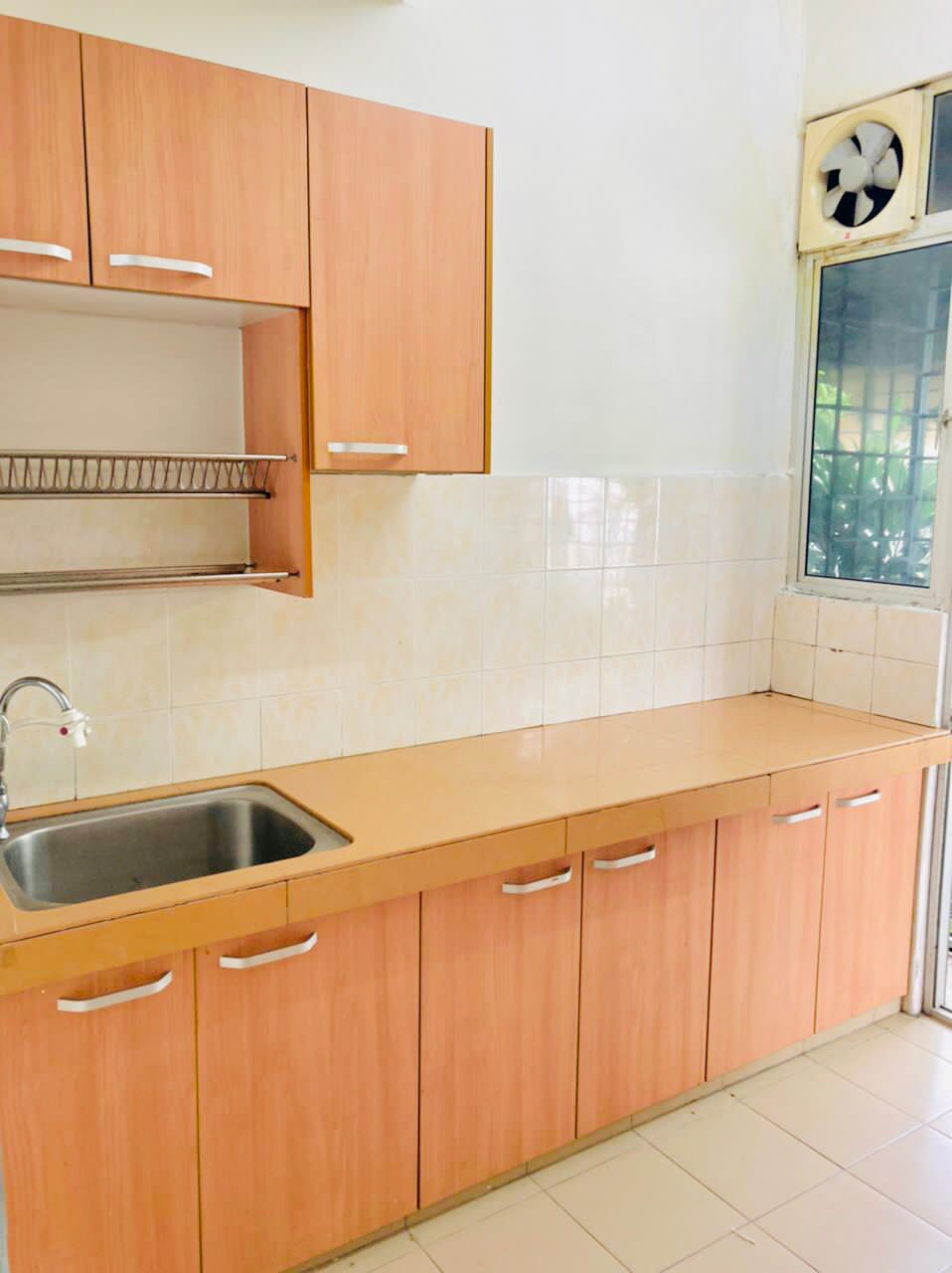 Intermediate Double Storey Bandar Saujana SP6 - photo 3
