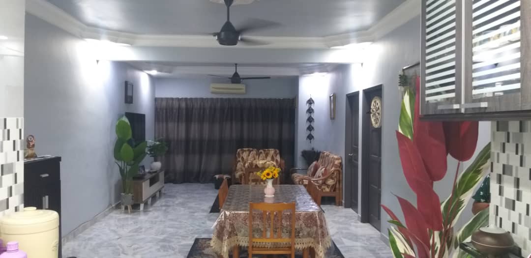 L4  walkup Apartment Sri Tanjung Bandar Puchong - photo 3