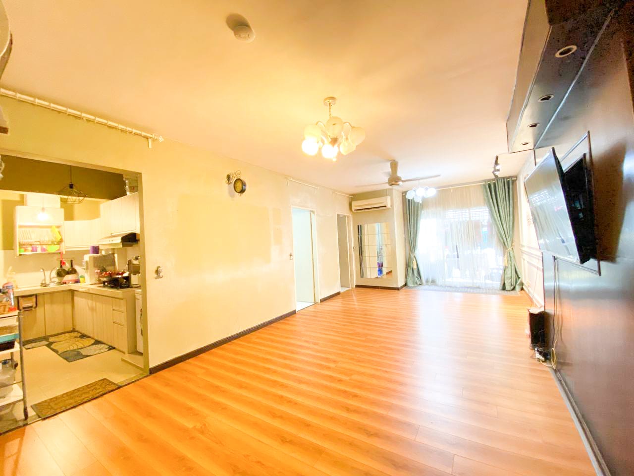 Apartment Lakeview Taman Jasa Perwira Batu Caves - photo 6