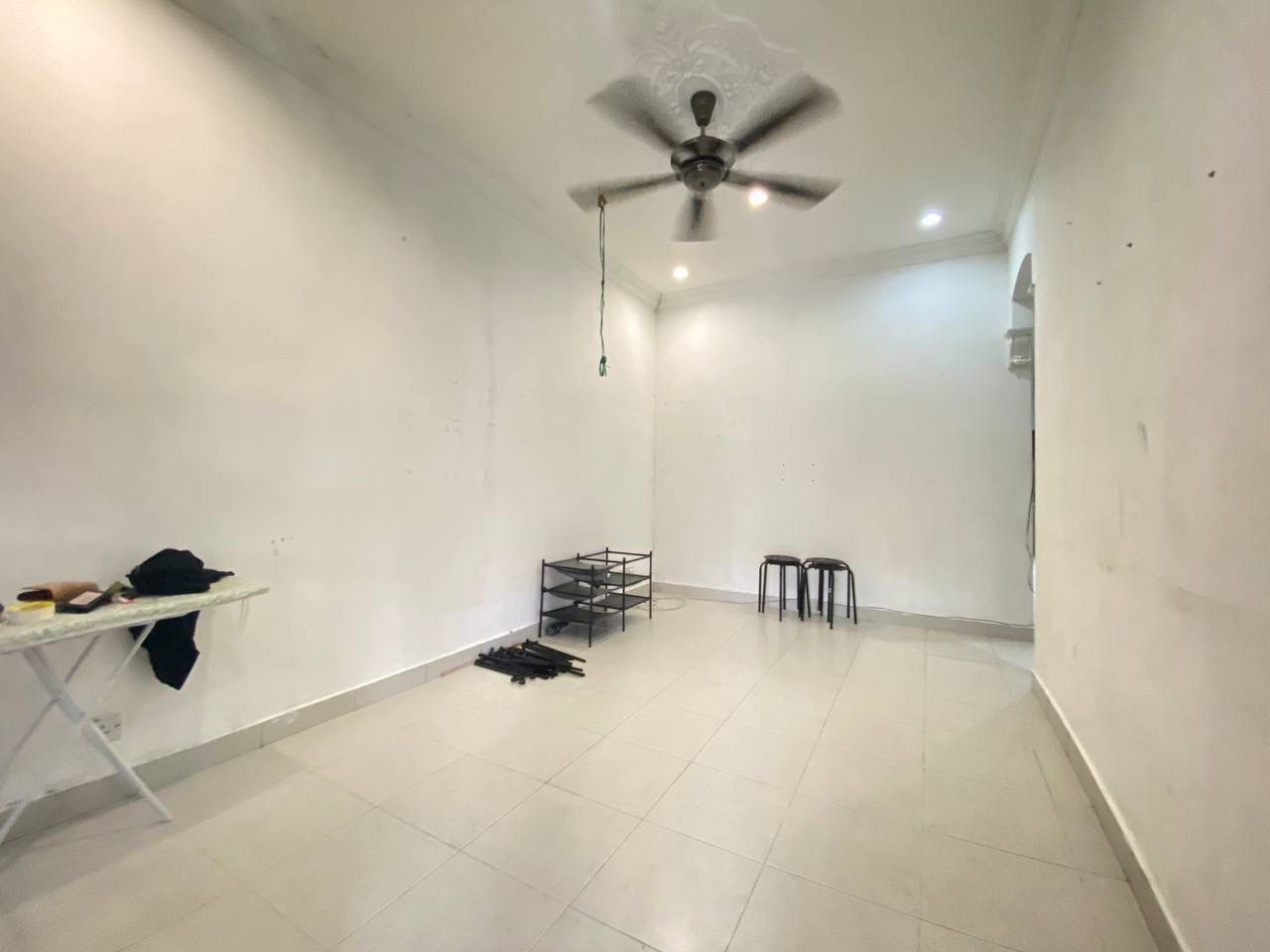 Intermediate Single Storey Tanjung Agas sek 30 - photo 6