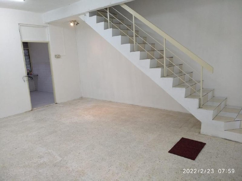 Intermediate Double Storey Taman Sri Rampai KL - photo 2