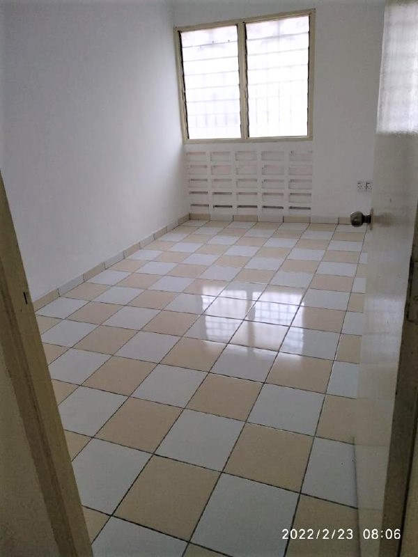 Intermediate Double Storey Taman Sri Rampai KL - photo 4
