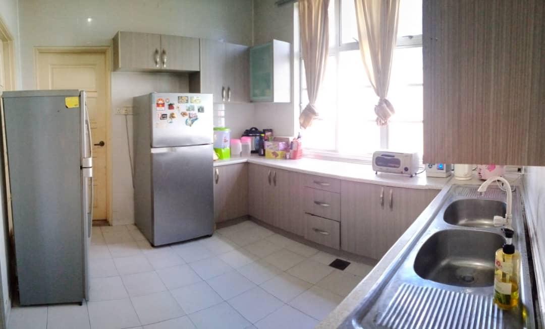 Corner Lot Double Storey Bungalow Seksyen 8 - photo 3