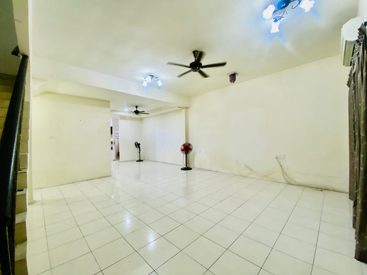 Intermediate Double Storey Lapangan Siber Botani - photo 7