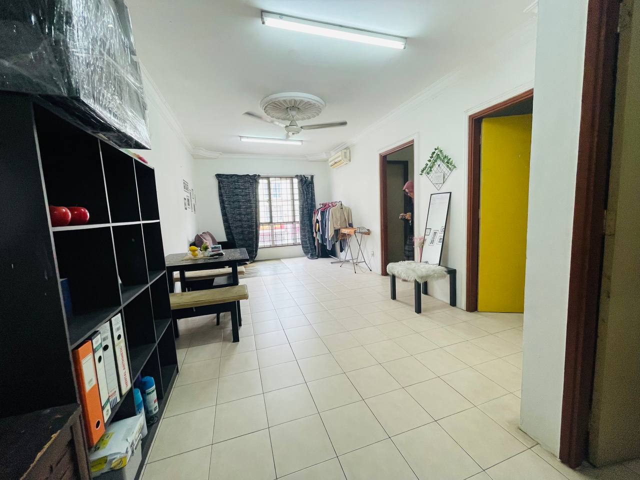 Level 1 Apartment Pusat Komersil Seksyen 7 - photo 2