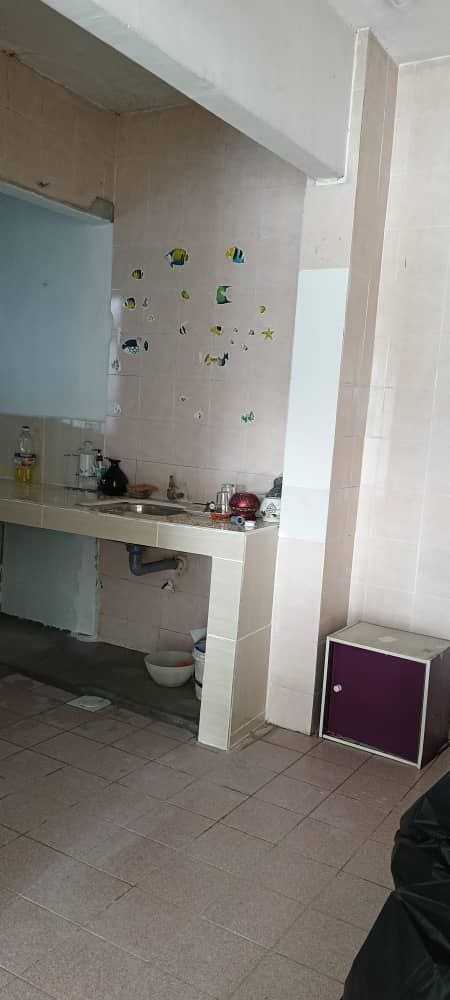 Pangsapuri Taman Sri Rasau, Seksyen 16, Shah Alam - photo 6
