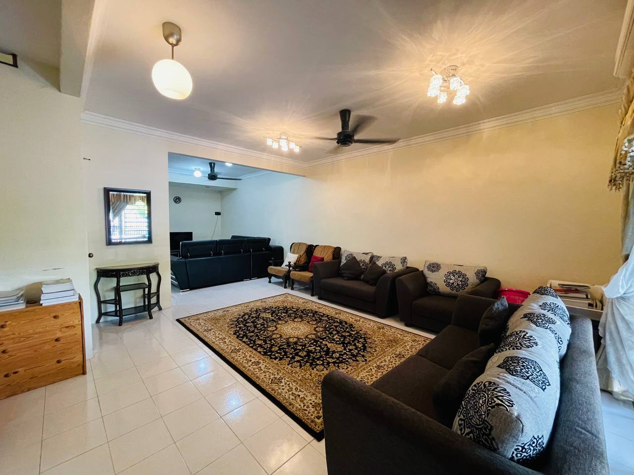 Renovated 2 Storey Seksyen 6 Bdr Bkt Mahkota Bangi - photo 4