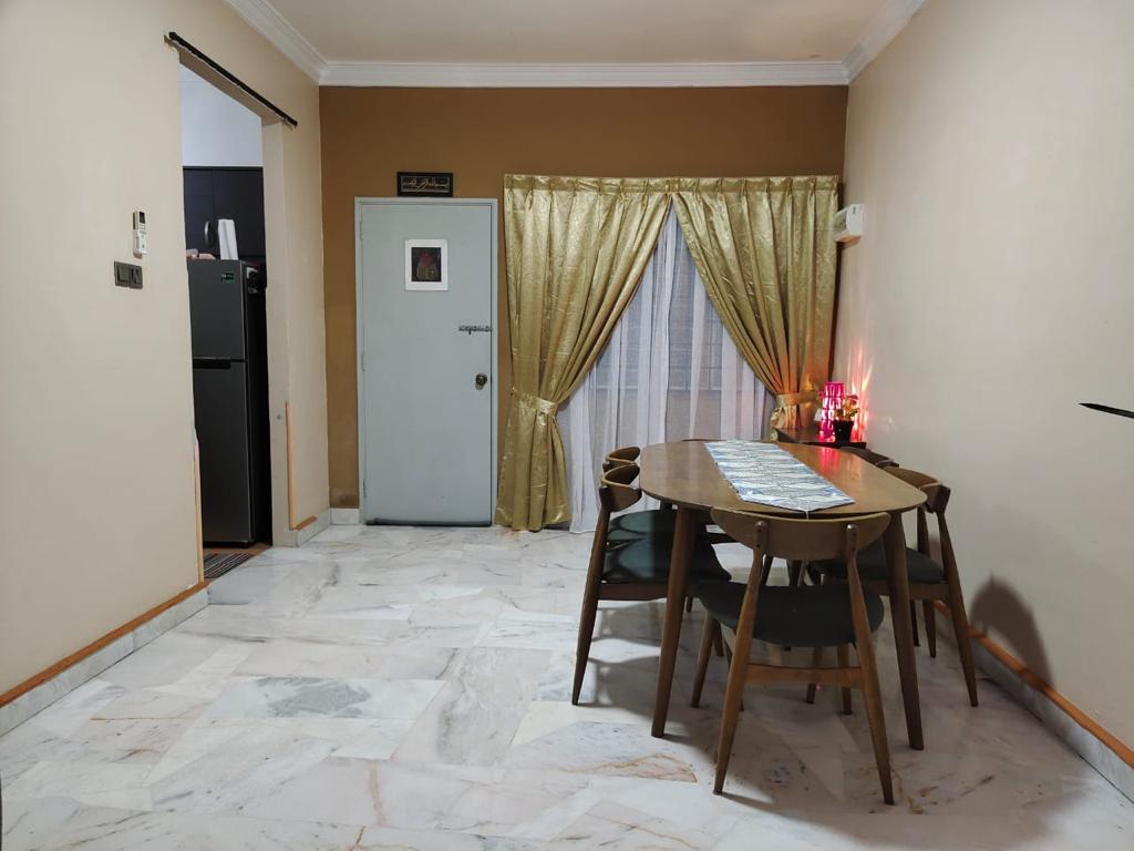 L2-Lily Apartment Saujana Utama, Sg Buloh - photo 3
