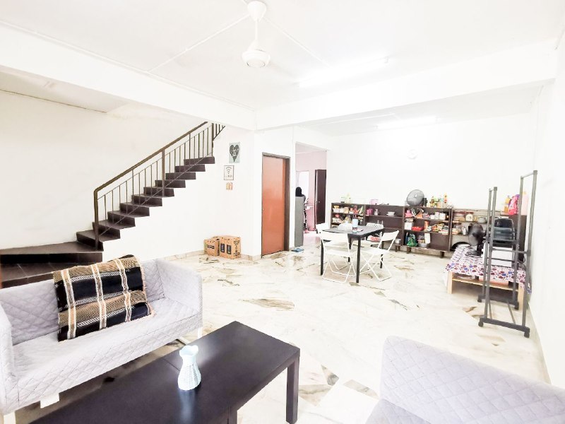 Freehold Double Storey at Kampung Kerinchi, KL - photo 3