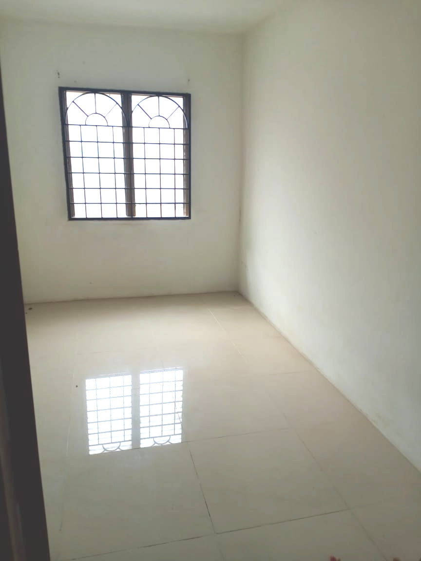 L3 Renovated Apartment Lestari, Damansara Damai - photo 4