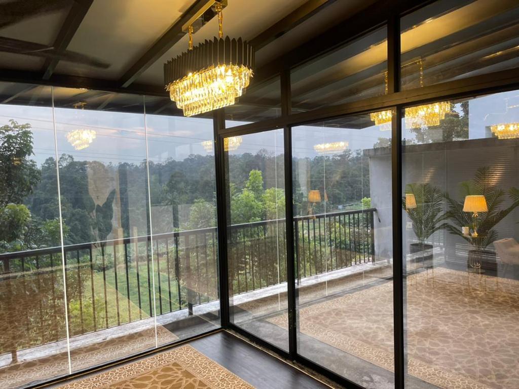 Renovated Semi D 3 Storey Bukit Jelutong - photo 8