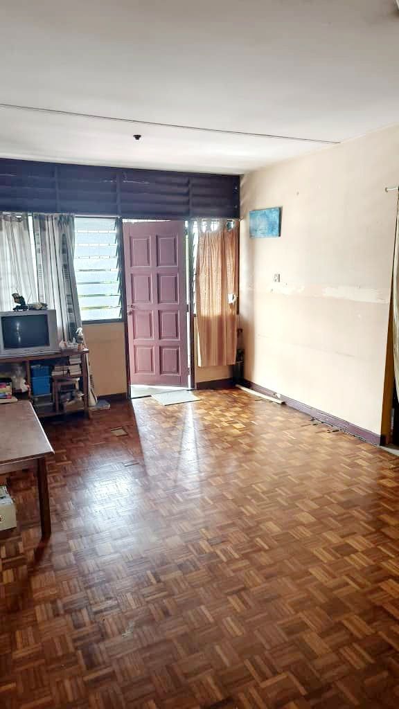 Level 3, Flat Pkns Seksyen 24-Low Cost Saiz Besar - photo 2