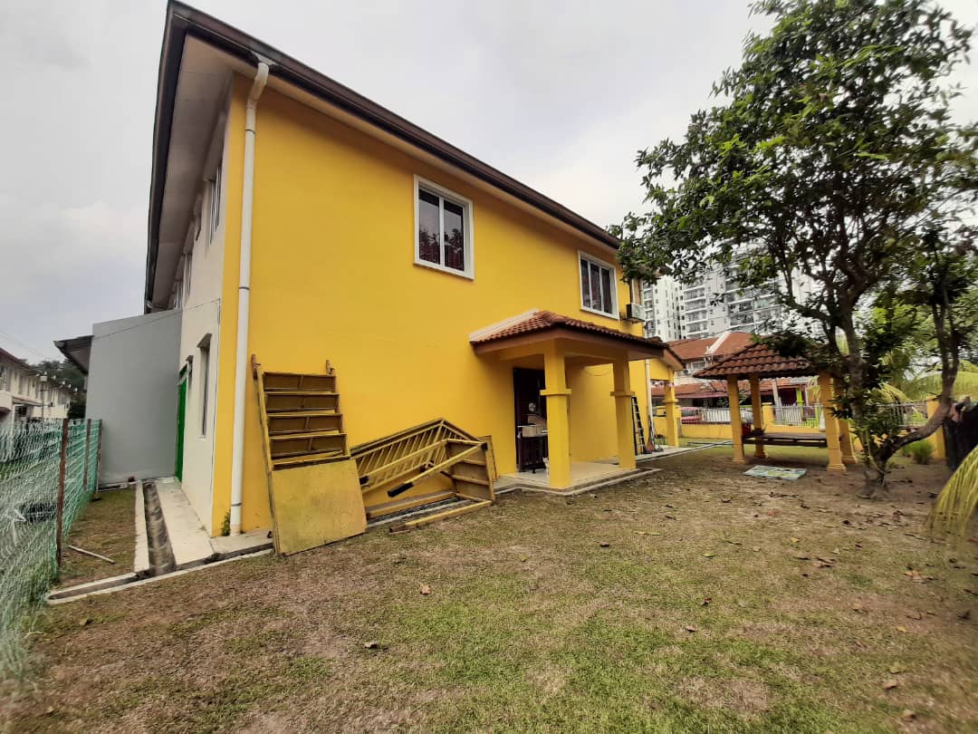 Double Storey Corner Lot, Taman Vista Emas, Kajang - photo 3