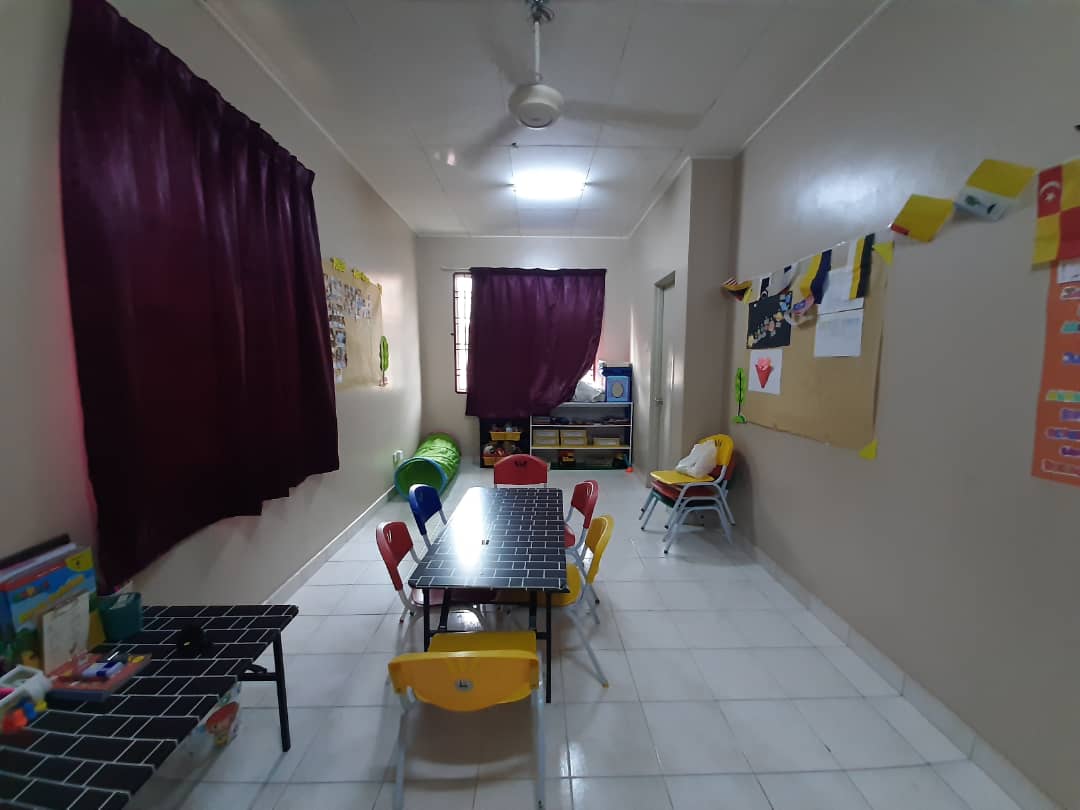Double Storey Corner Lot, Taman Vista Emas, Kajang - photo 11