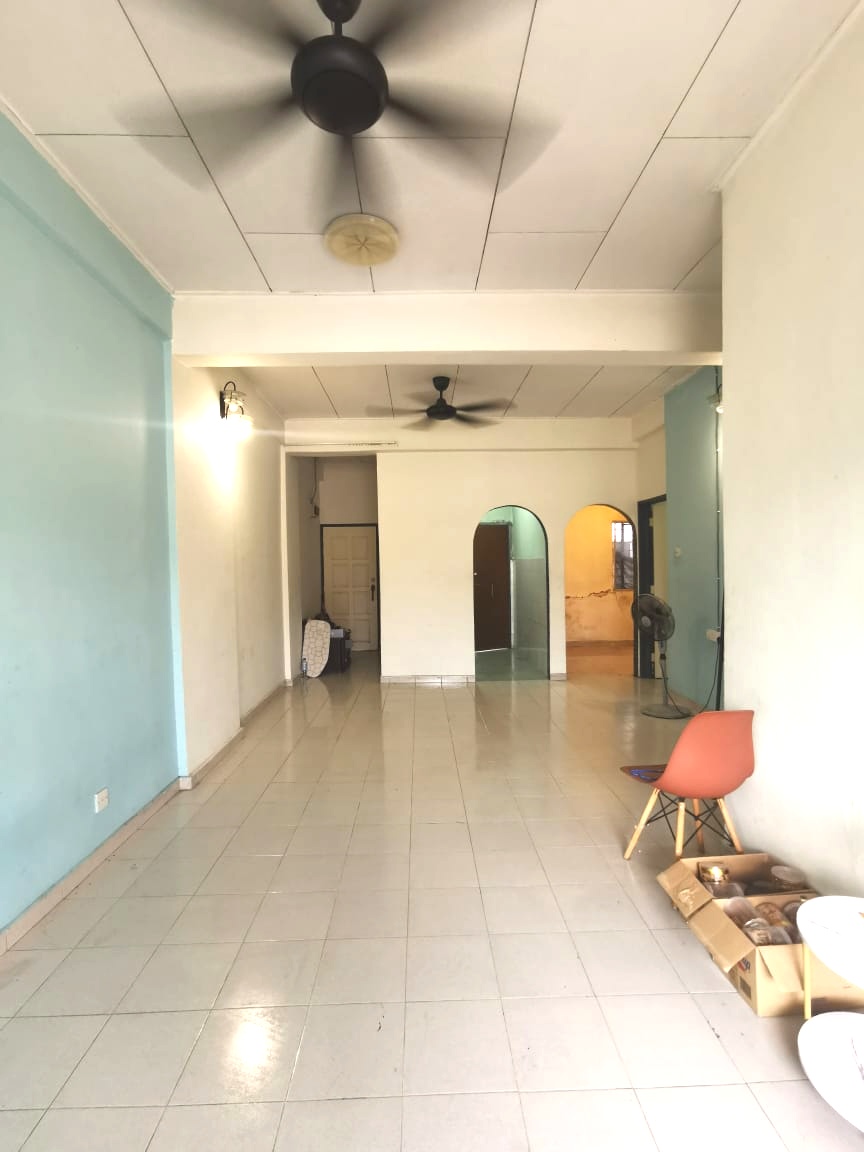 Level 4 Flat Taman Sri Manja, PJS 3 Petaling Jaya - photo 2