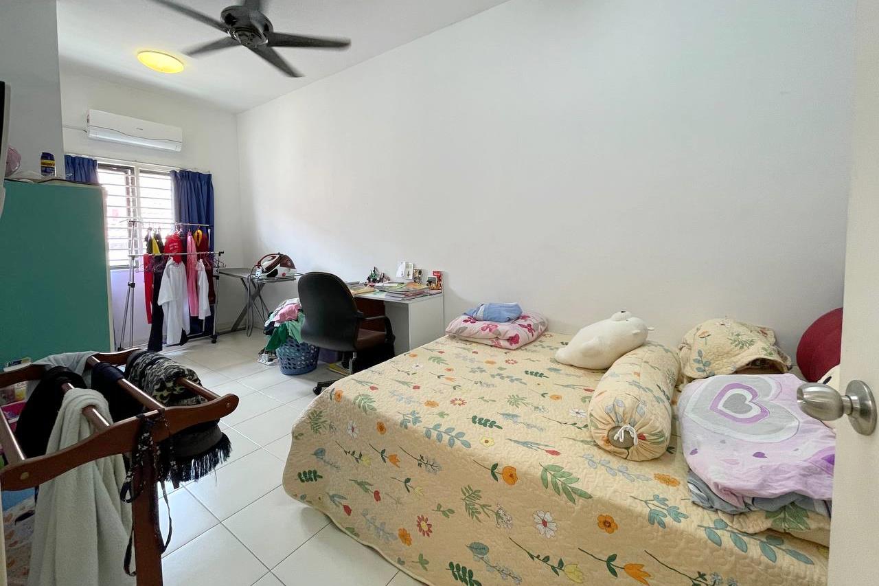 2n5 Storey Frangipani Taman Cahaya Alam Seksyen U1 - photo 8