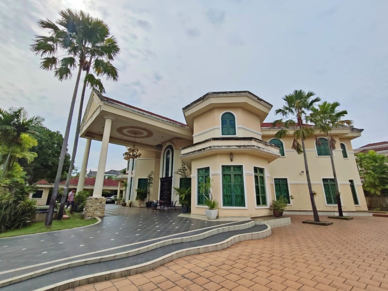 Spacious Land,Furnished Banglo Kota Warisan Sepang - photo 3