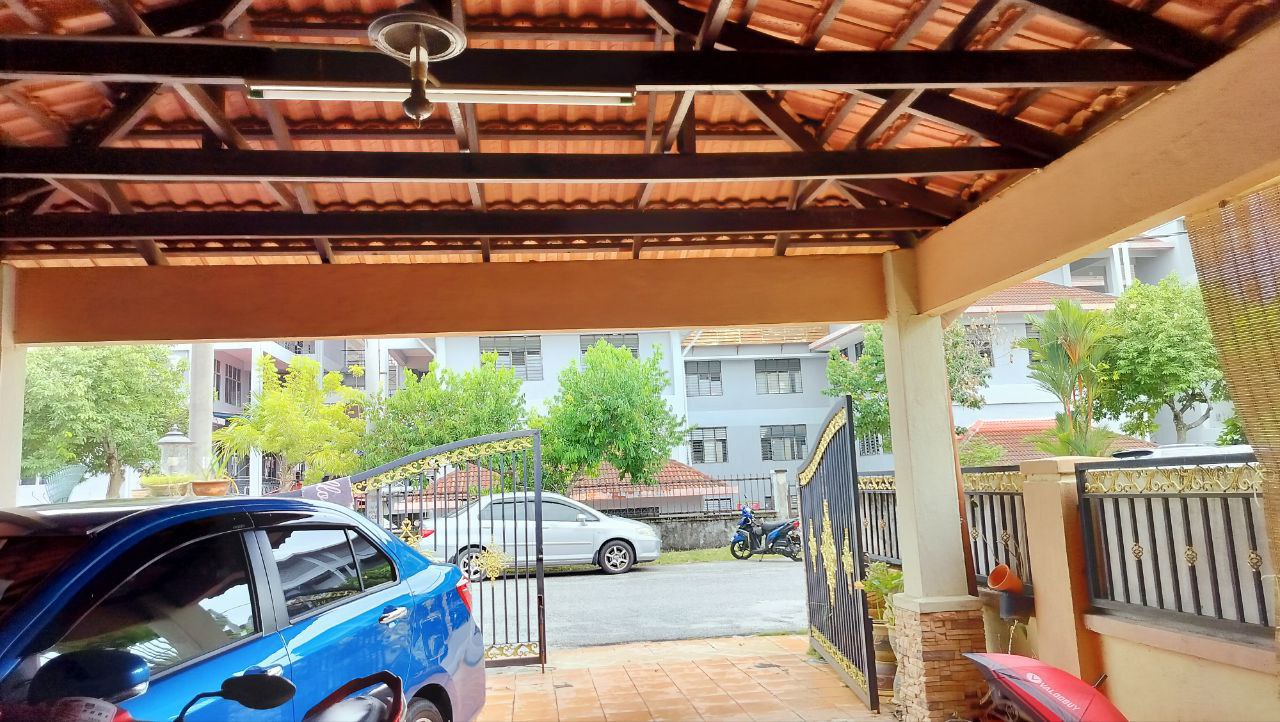 Facing Open - 2 Storey Saujana Utama 1, Sg Buloh - photo 2