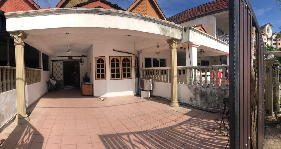 Renovated Double Storey Seksyen 19, Shah Alam - photo 2
